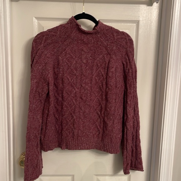 Viral Thread Long Sleeve Mock Turtleneck Sweater - Picture 3 of 4